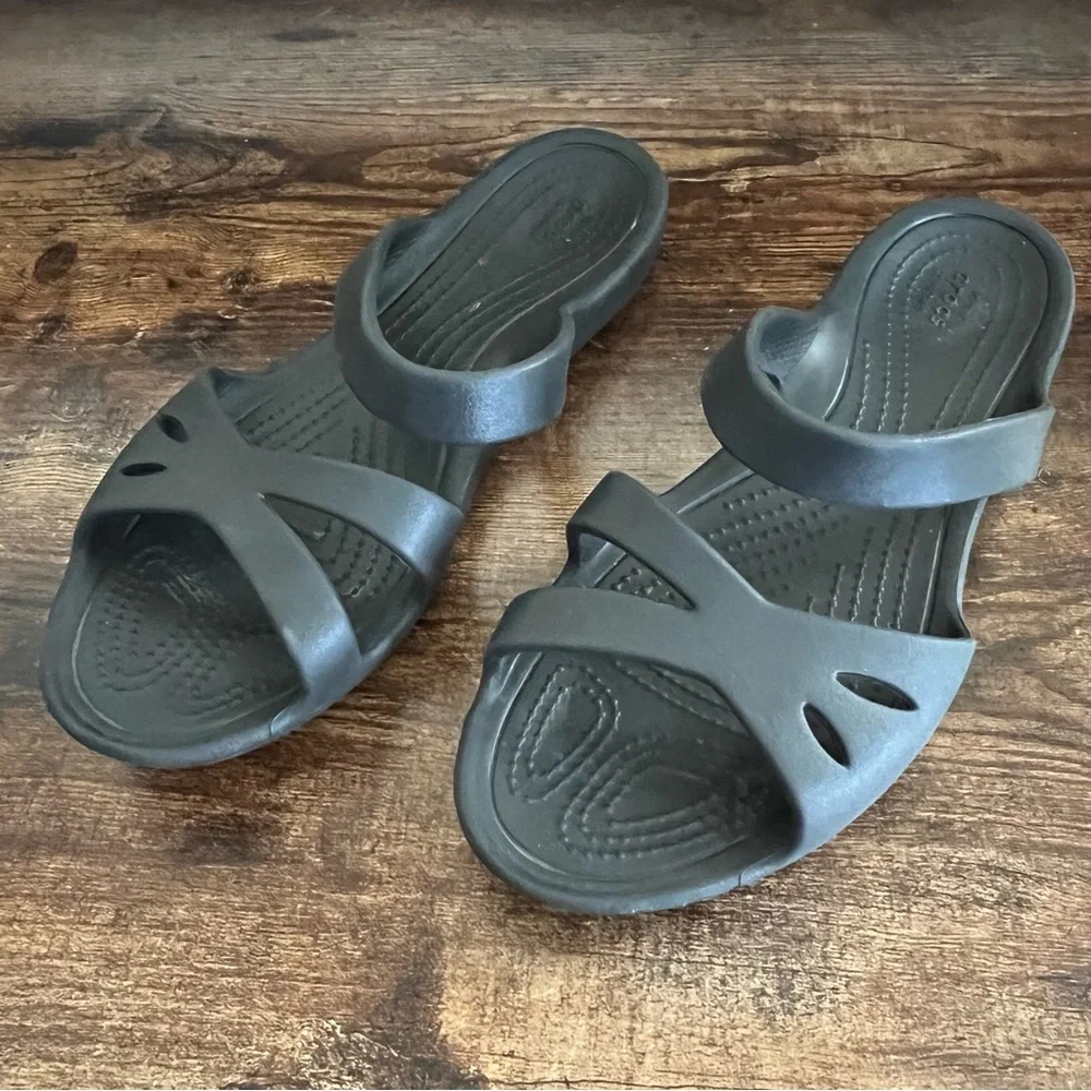 Crocs Black Kelli Iconic Rubber‎ Straps Flat Sandals women's 8 - Picture 3 of 11